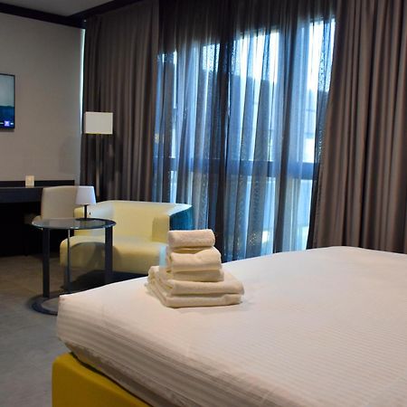 Tibet Hotel Am Airport Duesseldorf-라팅겐 외부 사진