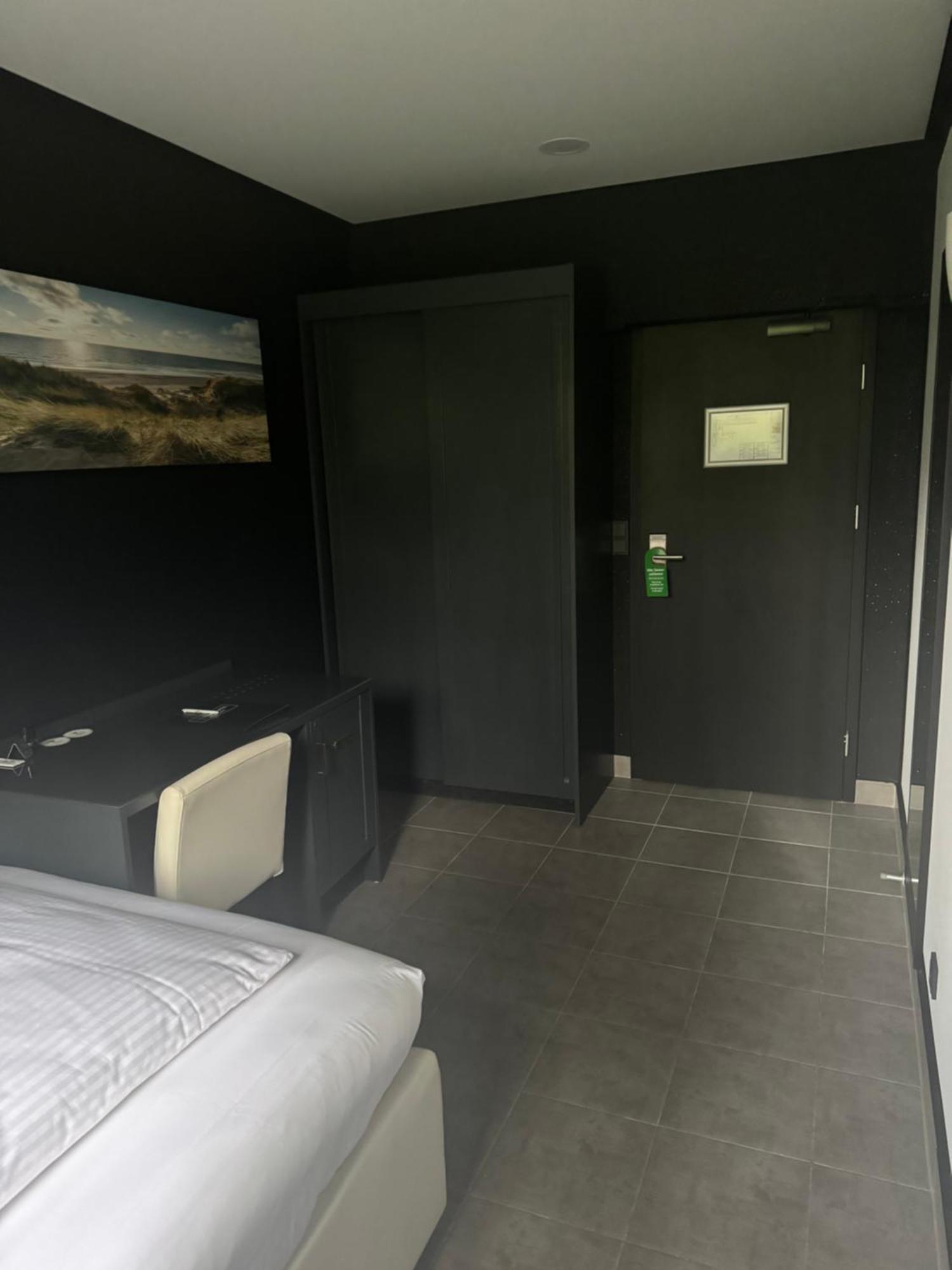 Tibet Hotel Am Airport Duesseldorf-라팅겐 외부 사진